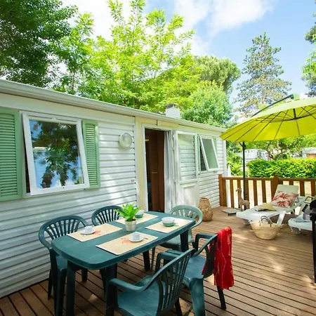 Camping Les Mimosas Camping 3*